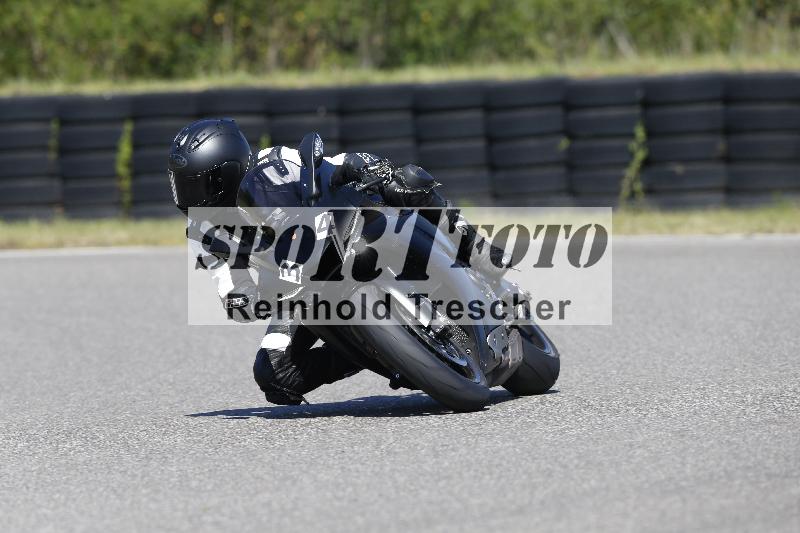 Archiv-2025/48 25.08.2025 Cornu Master School ADR/rot-rouge/34